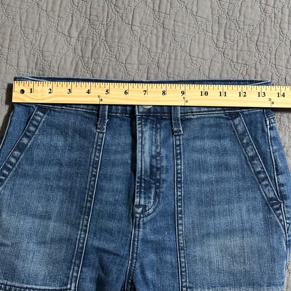 Gap Mid Rise Wide Leg Cropped Jeans Blue Medium Wash Denim Size 26 /2 Petite - Picture 7 of 15